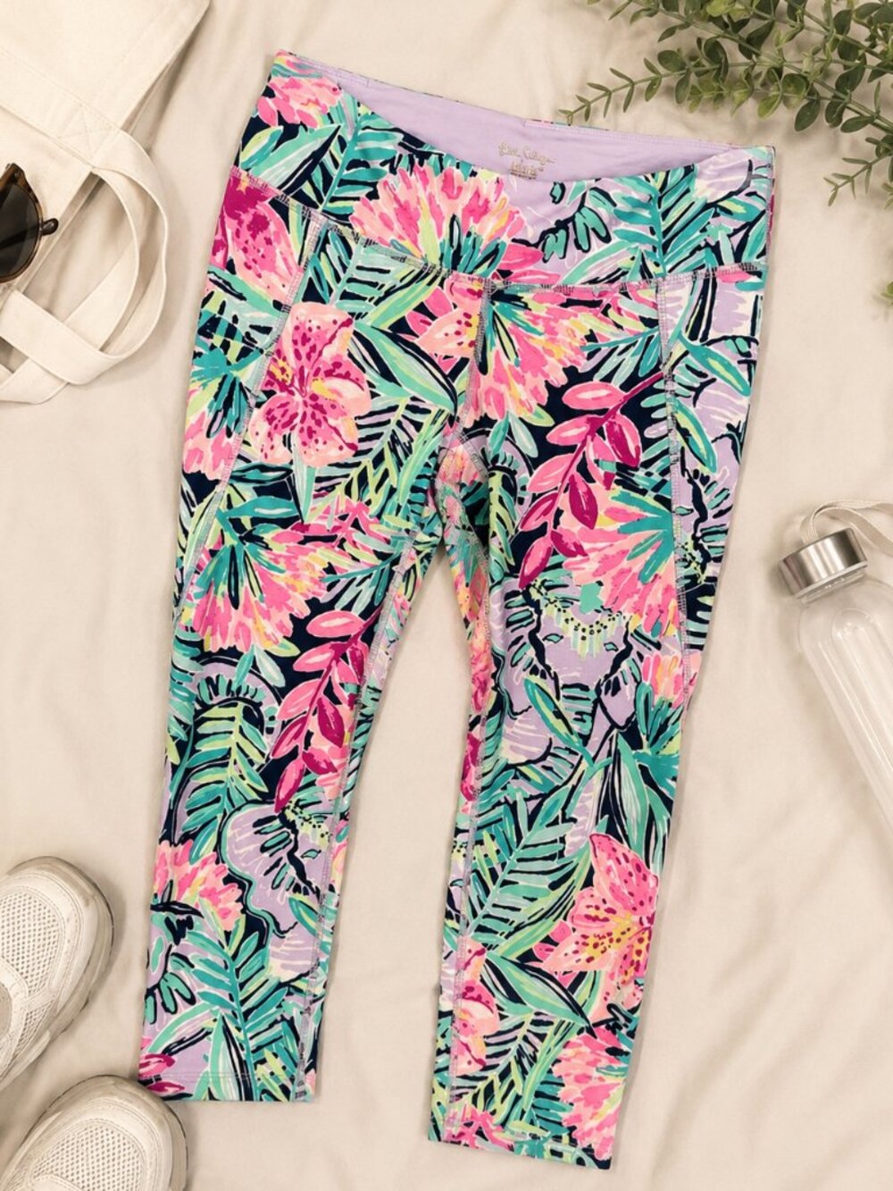 Lilly Pulitzer Luxletic Anika Weekender Crop Leggings Tropical Floral Print, M